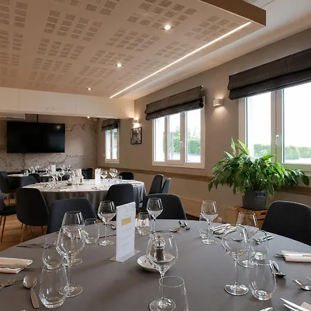 Logis Hotel Center-2
