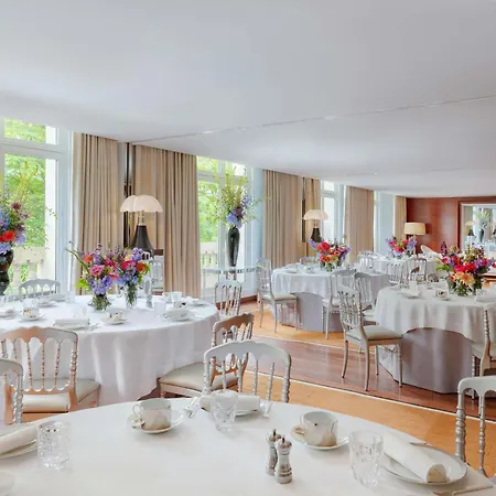Hôtel Le Royal Monceau Raffles Paris-3
