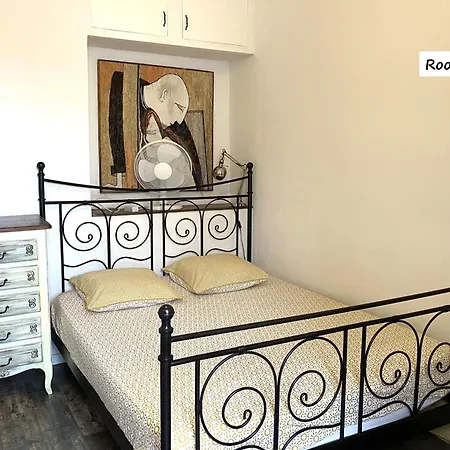 Nice Center Room-3