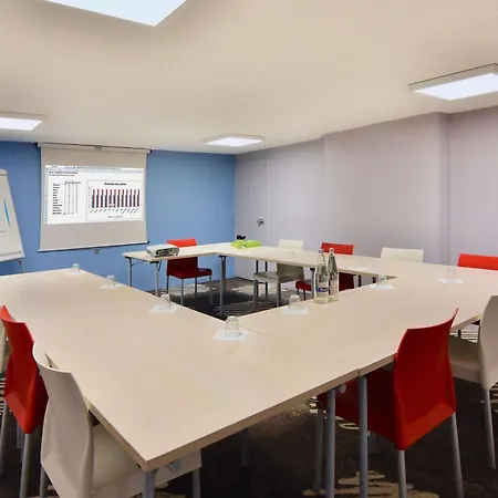Ibis Brest Kergaradec-2