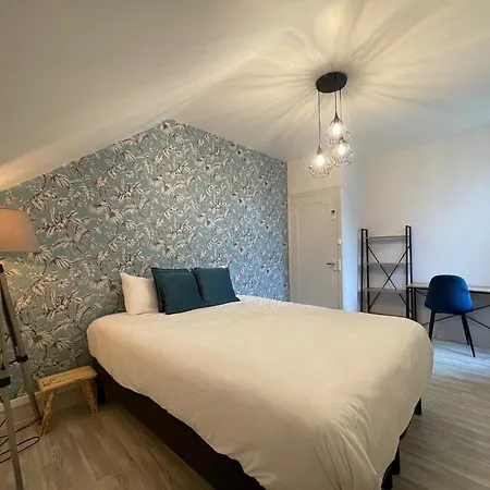 Hostellerie du Centrotel et Spa Bulles d'Allier-2