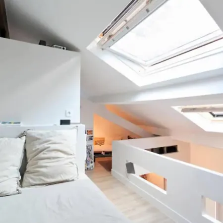 Beautiful 1 Bedroom Home In Paris-2