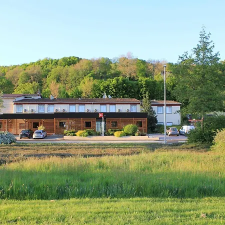 Ibis Aurillac-2