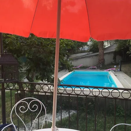 Maison D'Hotes La Bastide Bleue-2