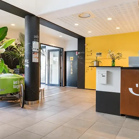 Apparthotel Le Hüb Grenoble-3