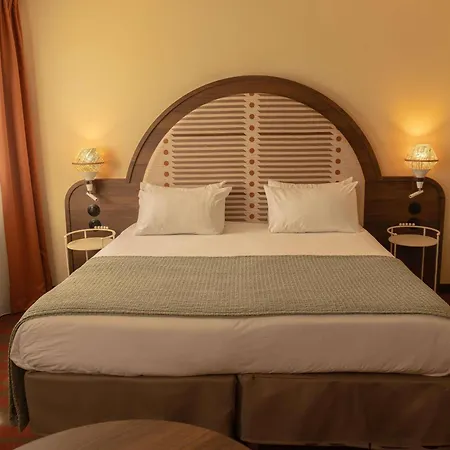 Mercure Arles Centre Arenes-2