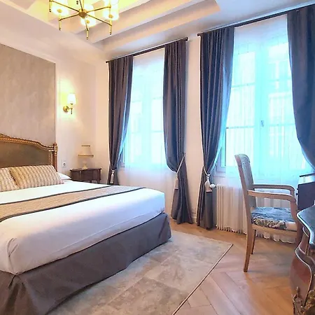 Hotel Dandy Rouen Centre-3