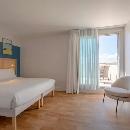 Ibis Styles Biarritz Plage-3