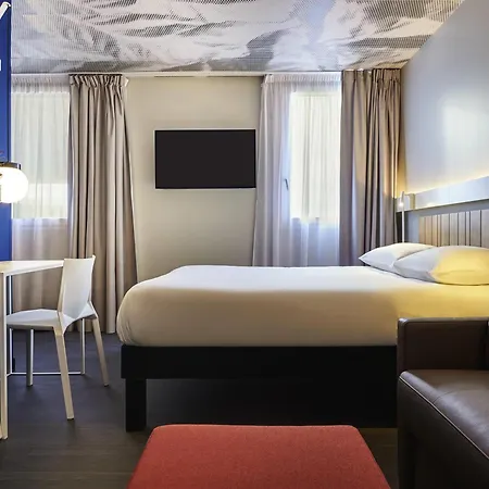 Ibis Clamart Paris Velizy-2