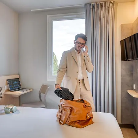 Ibis Budget Orly Chevilly Tram 7-3