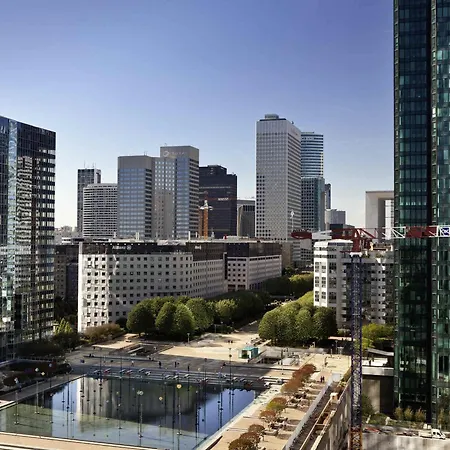 ibis Paris la Défense Esplanade-3