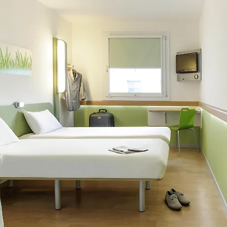 Ibis Budget Courbevoie Paris La Defense-2