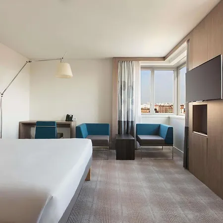 Novotel Paris Stade Basilique-3