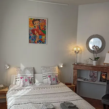 B&B My Art House (Douai Centre)-3