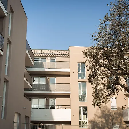 Zenao Appart'hotel Villeneuve les Avignon-2