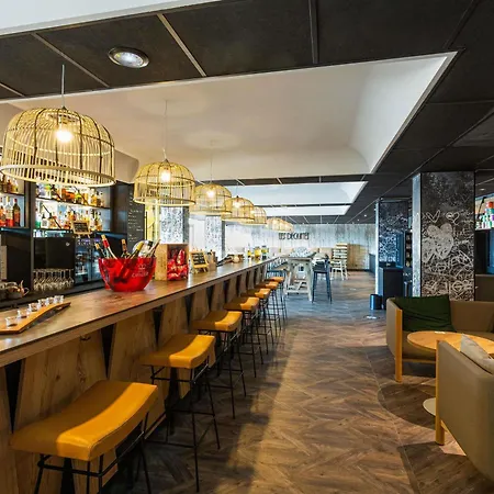 Novotel Bordeaux Centre Ville-3