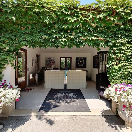 Maison Prestige Saint Tropez By Roberto Geissini-2