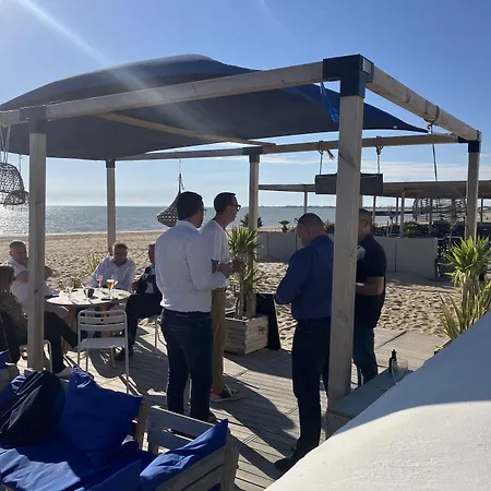Hôtel Le Rivage vue sur mer - LOGIS - Châtelaillon-plage-2