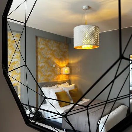Le Boeuf Couronne - Hotel & Restaurant Chartres- Logis Hotels-3
