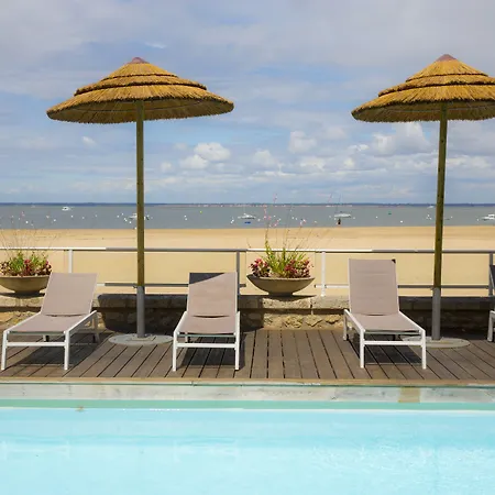 Arc Hôtel Sur Mer-3