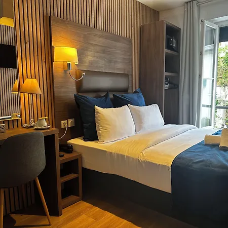 Hotel Clairefontaine-2