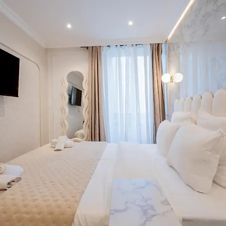 Garbo Hotel-2