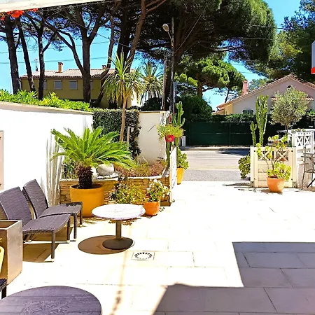Hôtel Le Méditerranée-2
