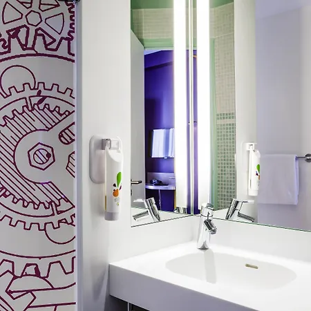 Ibis Styles Paris Mairie De Clichy-3