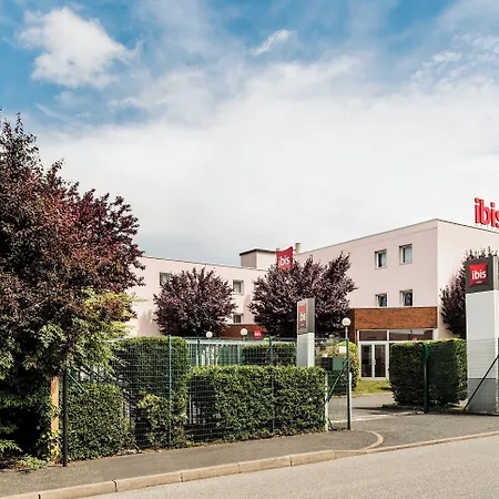 Ibis Massy-3