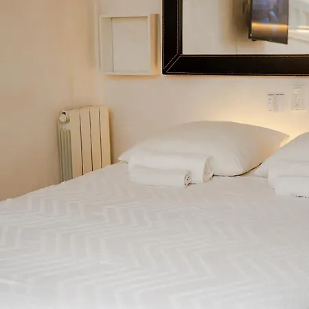 Loge Du Vieux Lyon Chambre D'Hotes-3