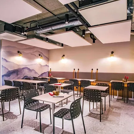 ibis Styles Albertville-2