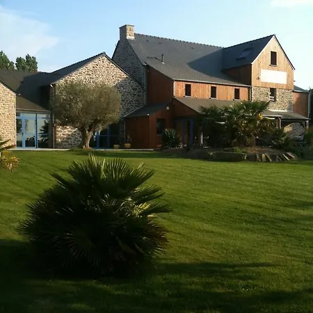 Domaine De La Barbinais-2