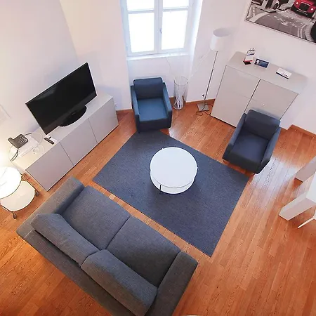 Apts Bridgestreet Opera-3