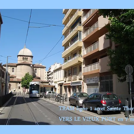 Pied A Terre En Ville-3