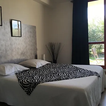 Appart'Hotel Et Chambres Essentiel Spa-3