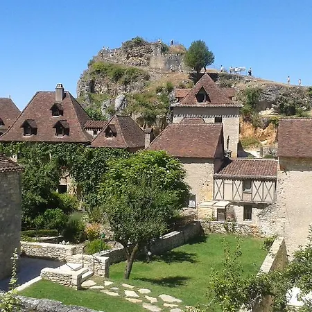 Charme et jardin cœur St Cirq - Appartements-3