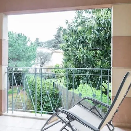 St Jean Cap Ferrat Elegant Escape Loggia Walk To Sea-3