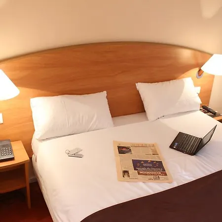 Central Hotel-3