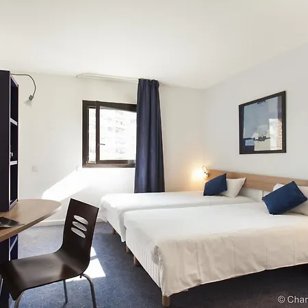 Canal Suites By Popinns-2