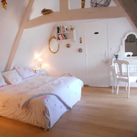 Chambre D'Hotes Sophie Cite Des Peintres Honfleur-3