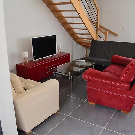 Chambres D'Hotes Les Ecuries De La Source-2
