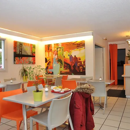 B Hotel Caen Mondeville-3