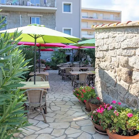 Hôtel Beach-2