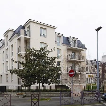 Appart'City Poissy-3