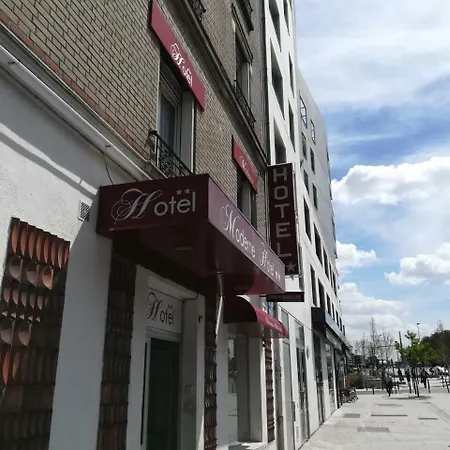 Hotel Moderne-3