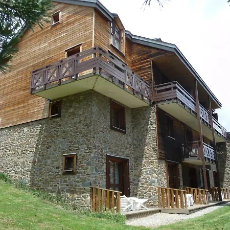 VVF Résidence Les Angles Pyrénées-3