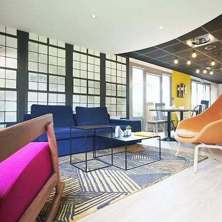 Campanile Hotel Senlis-3