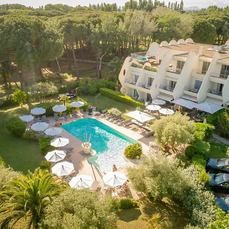 Golf Hotel-3