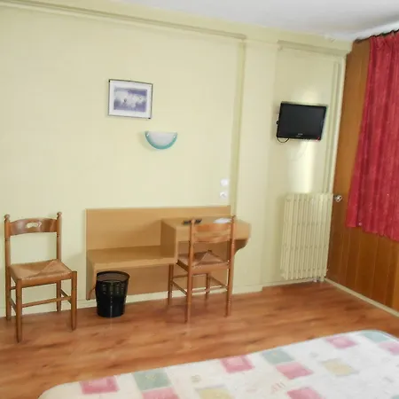 Central Hotel-2