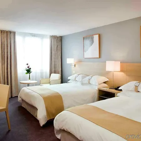 Holiday Inn Express Paris Velizy-3